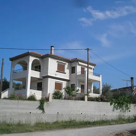 Agnanti Apartman *